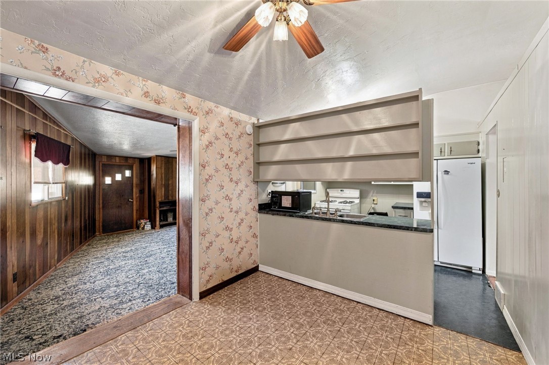 13670 Brookdale Avenue Brook Park OH 44142