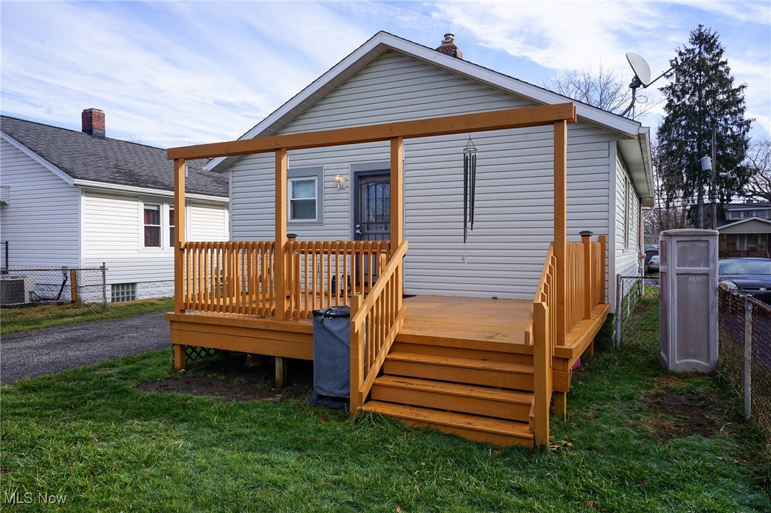 718 Virginia Avenue Akron OH 44306