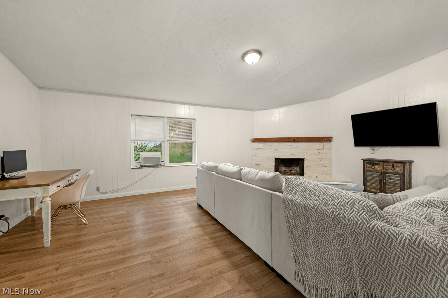 29626 Wolf Road Bay Village OH 44140