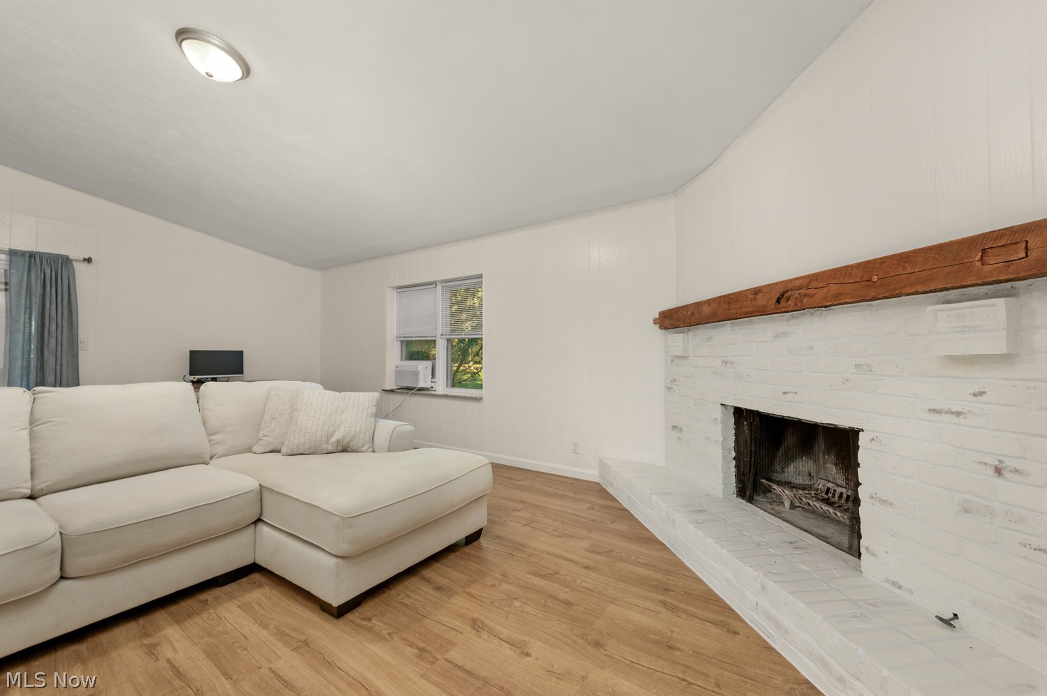 29626 Wolf Road Bay Village OH 44140