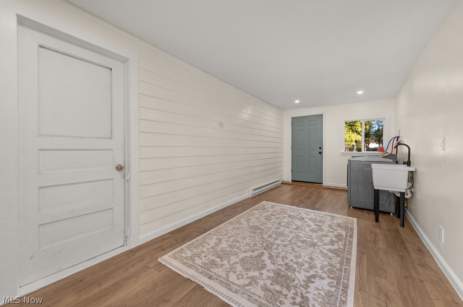 29626 Wolf Road Bay Village OH 44140