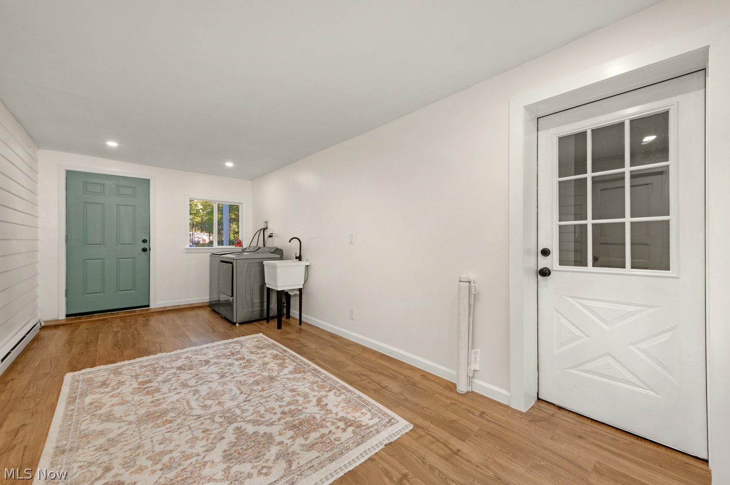 29626 Wolf Road Bay Village OH 44140