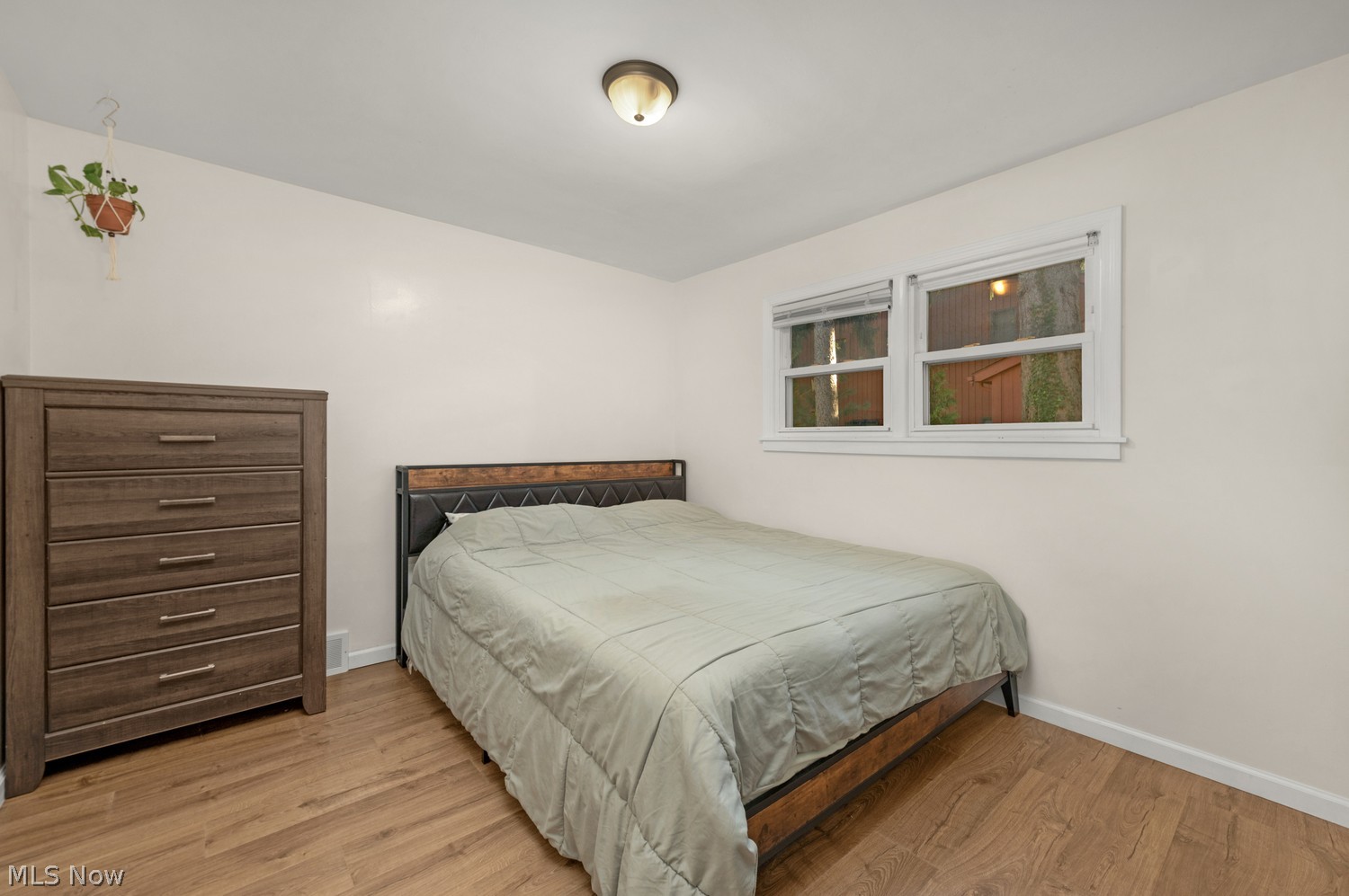 29626 Wolf Road Bay Village OH 44140