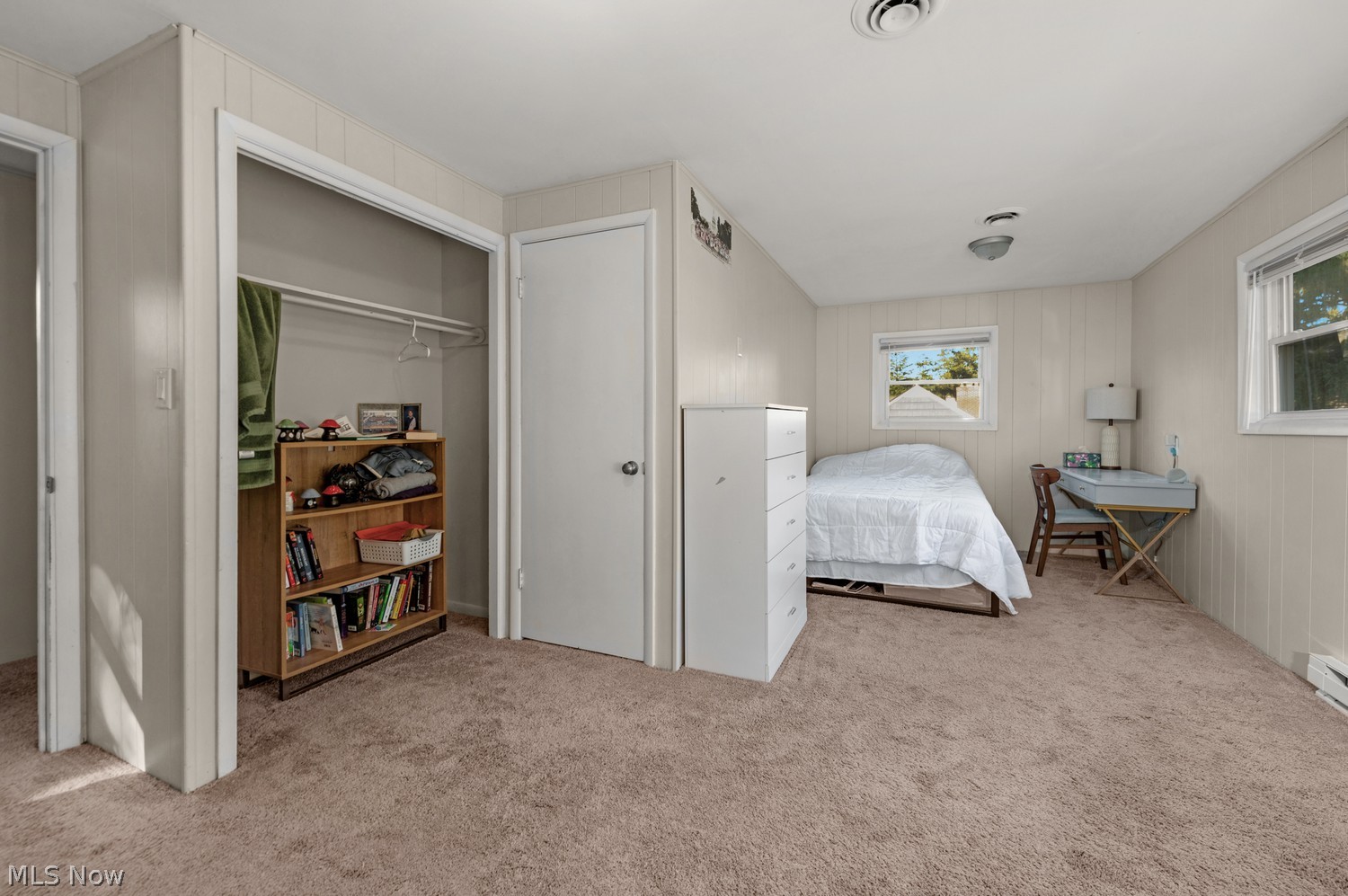 29626 Wolf Road Bay Village OH 44140