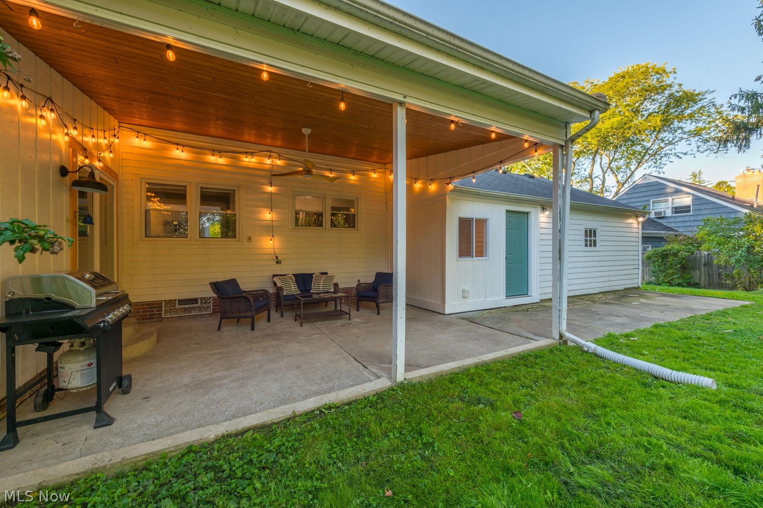 29626 Wolf Road Bay Village OH 44140