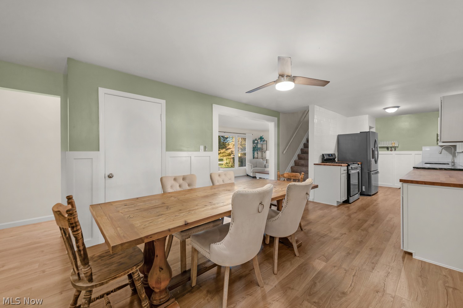 29626 Wolf Road Bay Village OH 44140