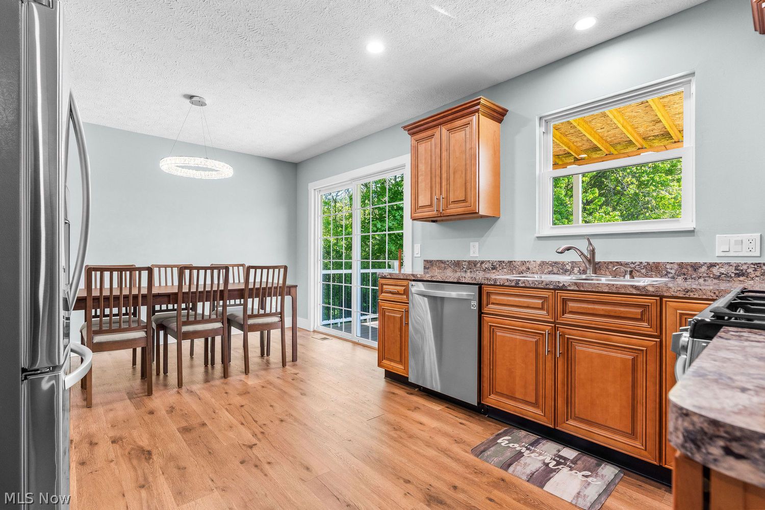 5566 S Prospect Street Ravenna OH 44266