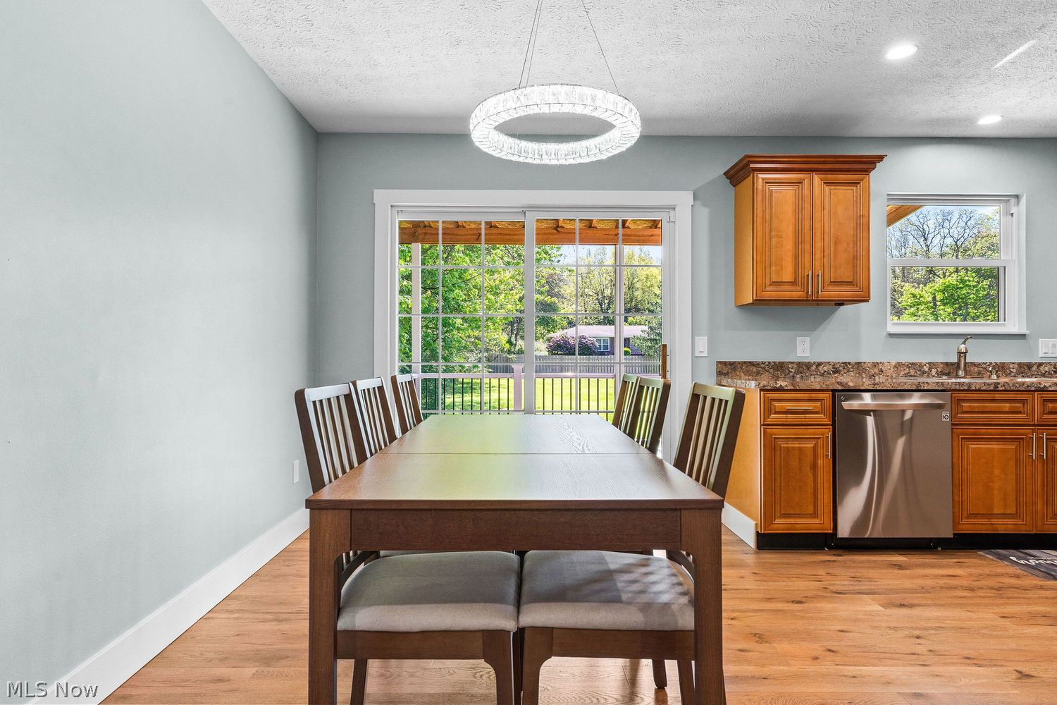 5566 S Prospect Street Ravenna OH 44266