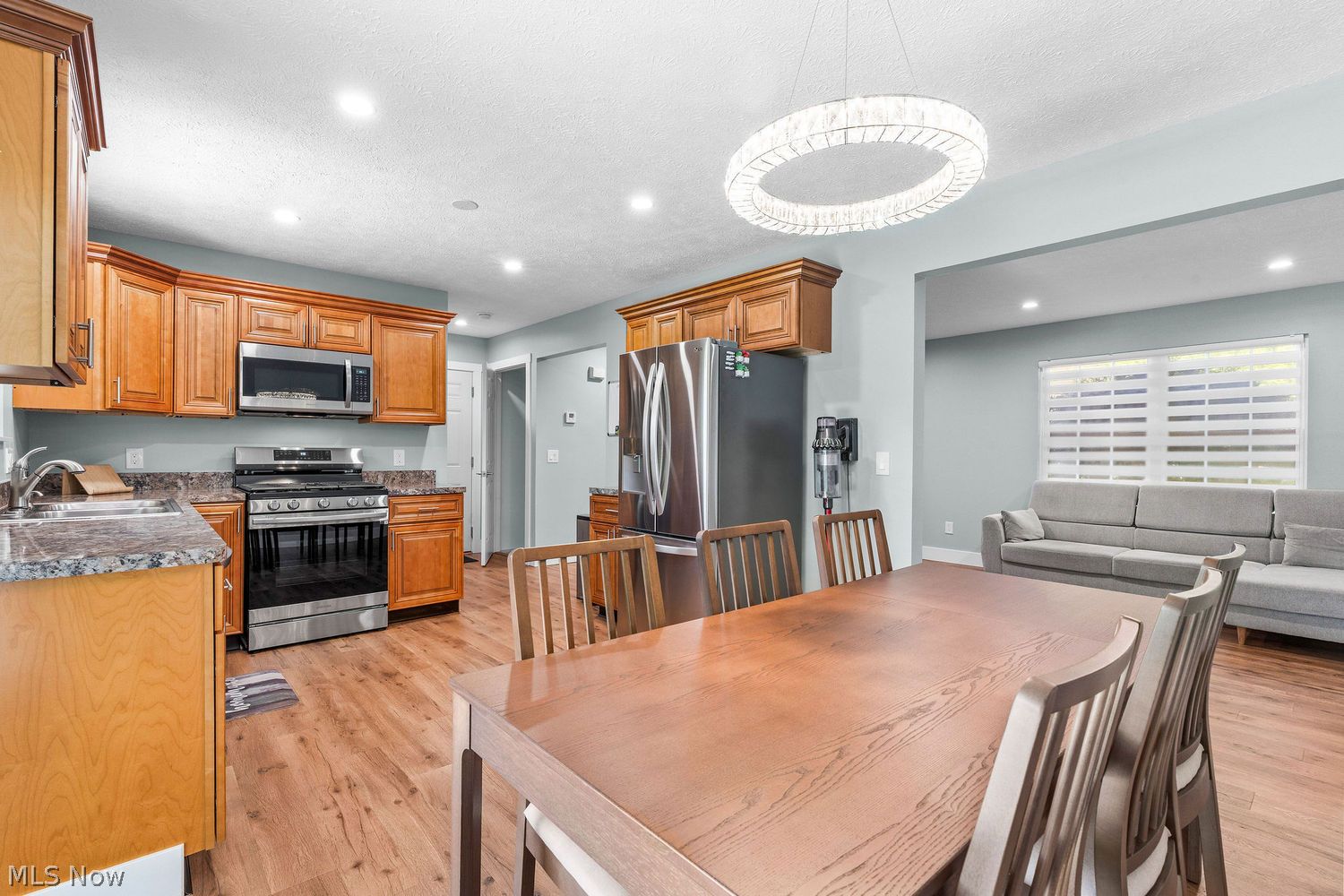 5566 S Prospect Street Ravenna OH 44266