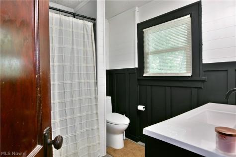 504 5th Street Niles OH 44446