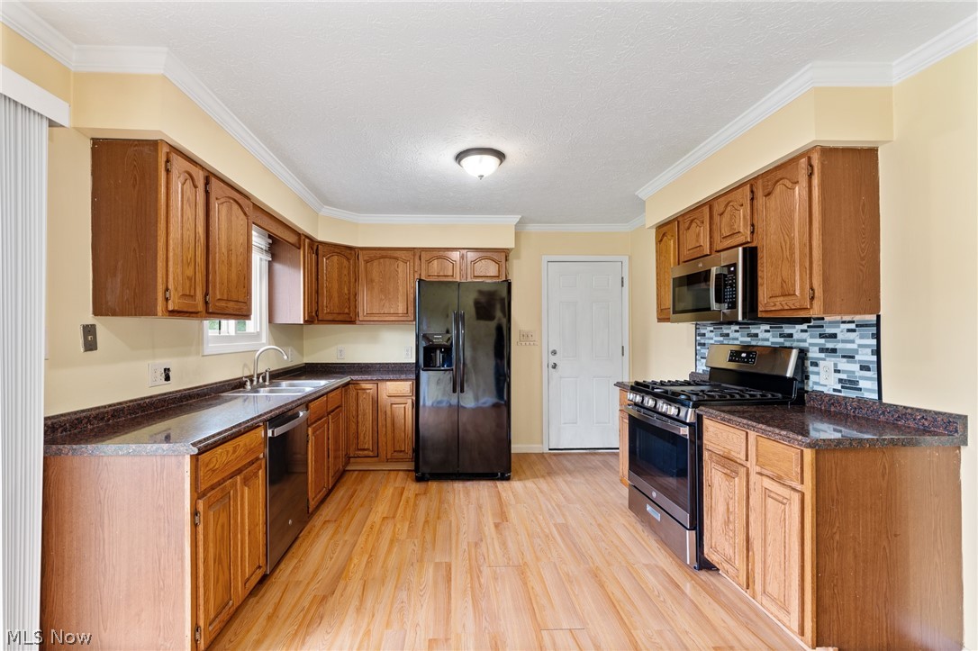 289 Elson Avenue Barberton OH 44203