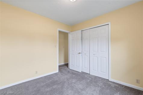 289 Elson Avenue Barberton OH 44203