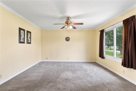 289 Elson Avenue Barberton OH 44203