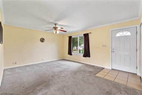 289 Elson Avenue Barberton OH 44203