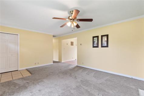 289 Elson Avenue Barberton OH 44203