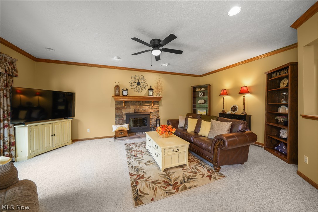 159 Kingston Drive Aurora OH 44202