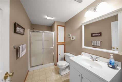 159 Kingston Drive Aurora OH 44202