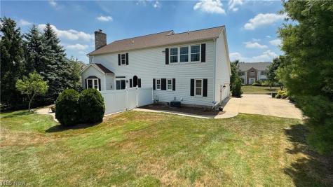 159 Kingston Drive Aurora OH 44202