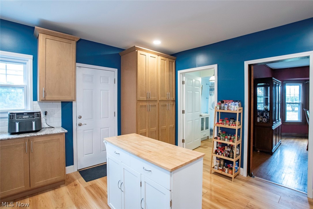 652 Parkway Boulevard Norton OH 44203