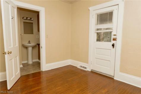 25 N Park Street Oberlin OH 44074