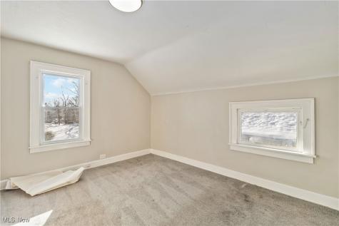 13409 Bartlett Avenue Cleveland OH 44120