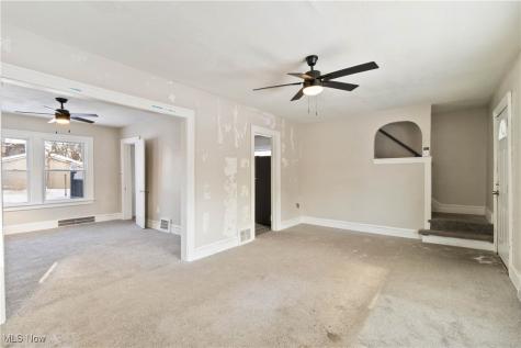 13409 Bartlett Avenue Cleveland OH 44120