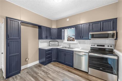 225 East Street Wadsworth OH 44281