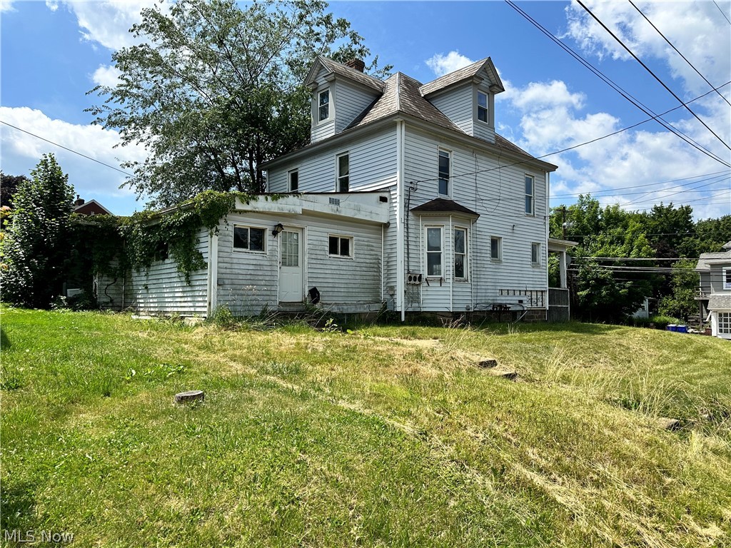 2306 Saint Clair Avenue East Liverpool OH 43920