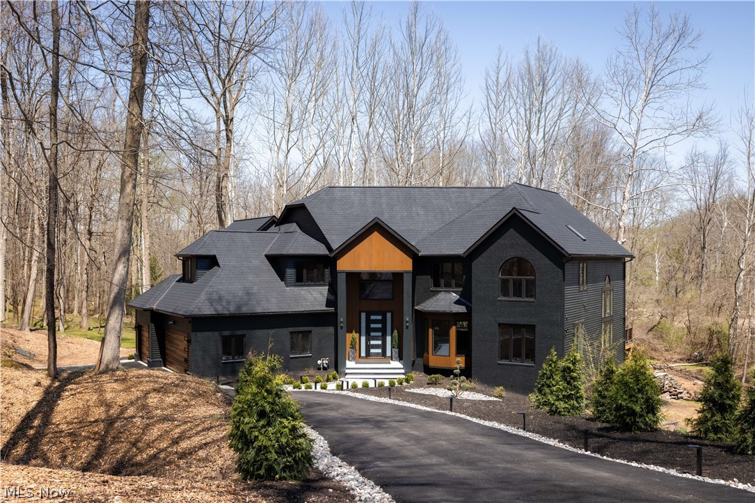 6100 Loch Lomond Court Solon OH 44139