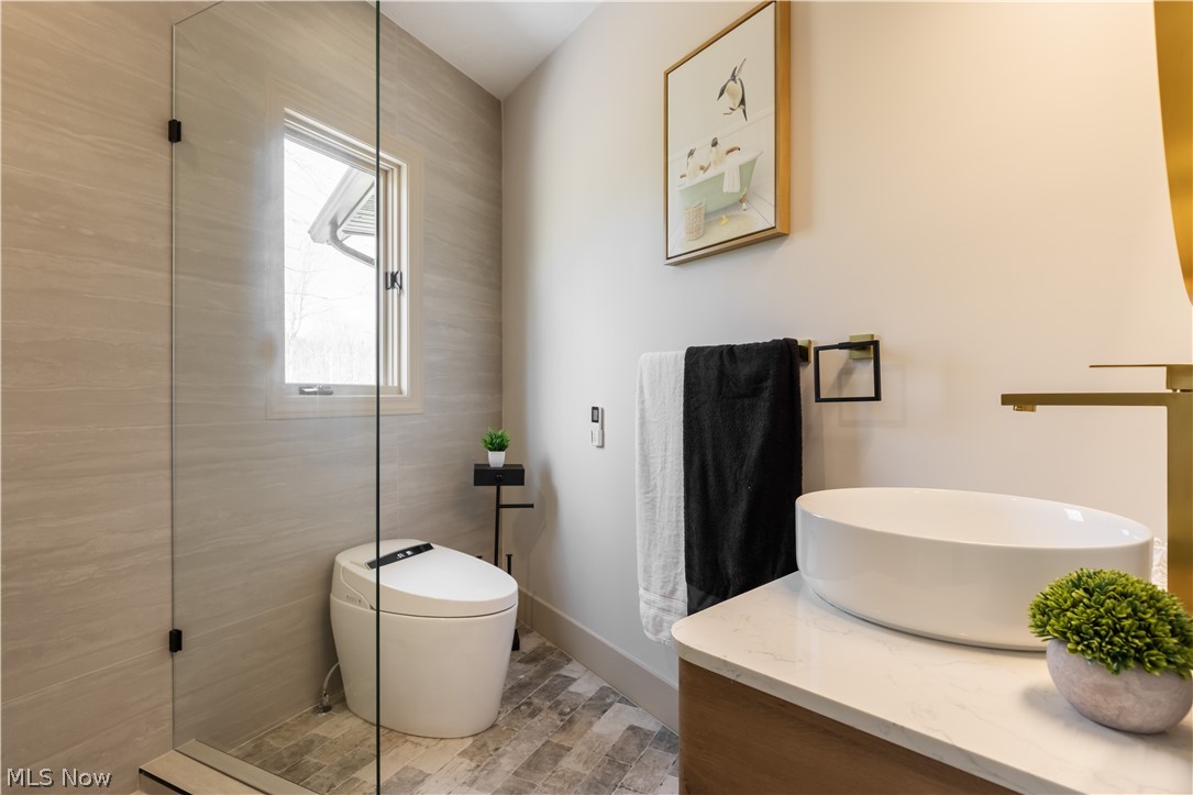 6100 Loch Lomond Court Solon OH 44139