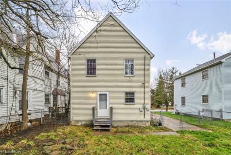 5708 Luther Avenue Cleveland OH 44103