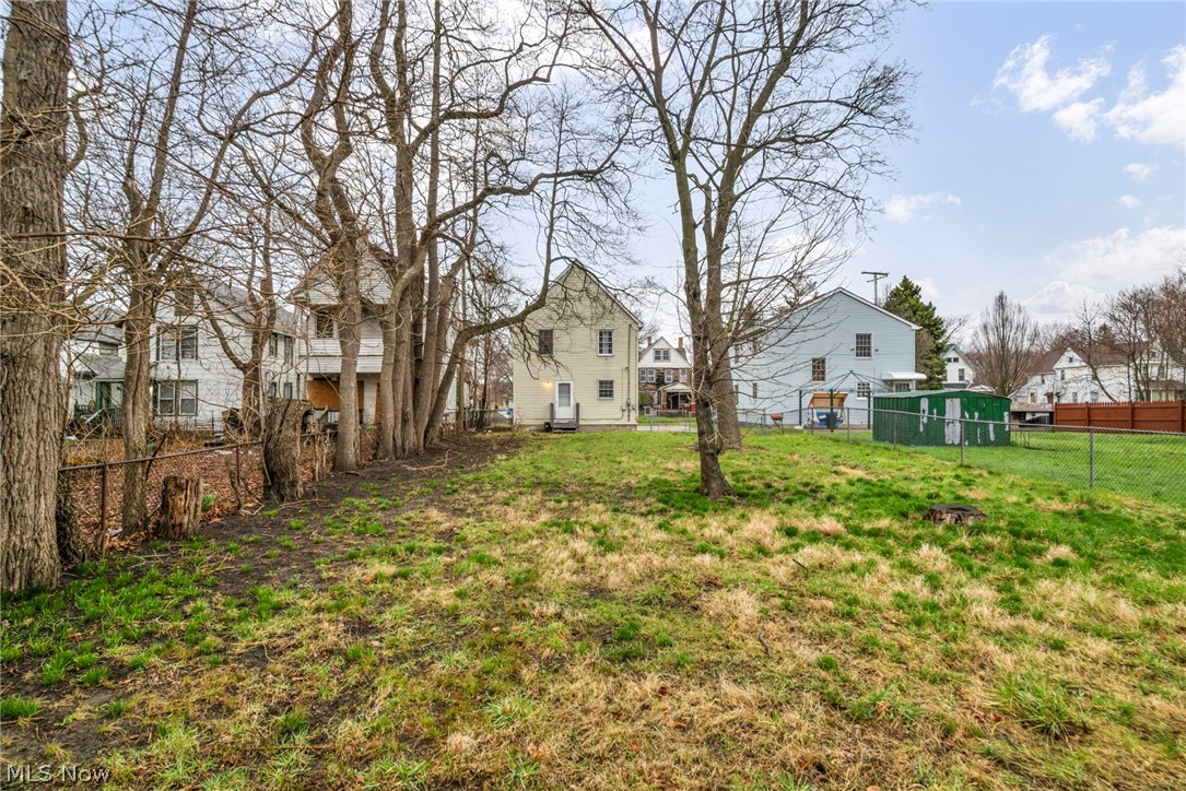 5708 Luther Avenue Cleveland OH 44103