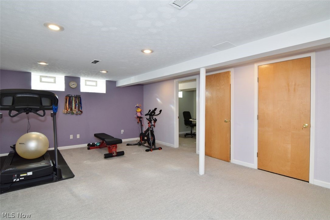37216 Deer Run Solon OH 44139