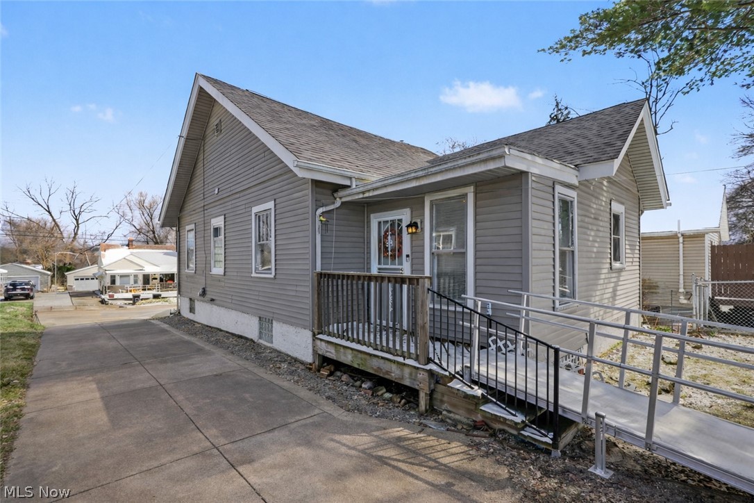406 Moody Street Akron OH 44305