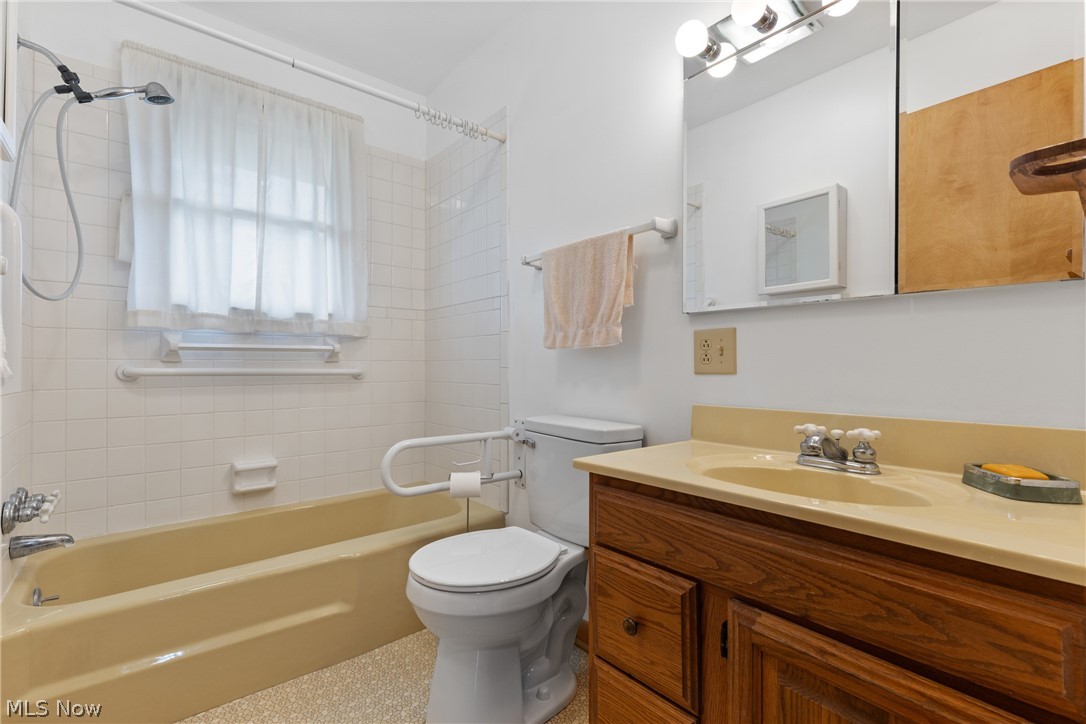 52322 Lakeview Drive Dillonvale OH 43917