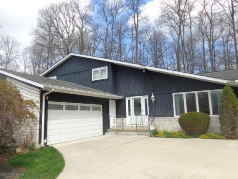 15852 Inglewood Court Strongsville OH 44136