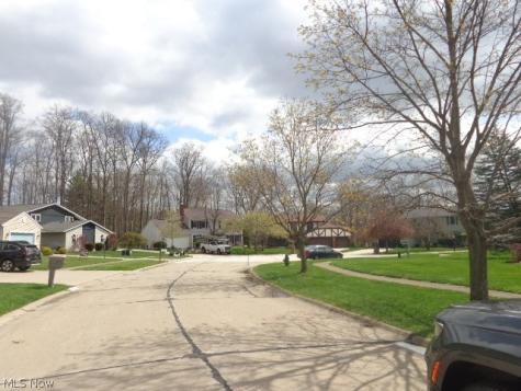 15852 Inglewood Court Strongsville OH 44136