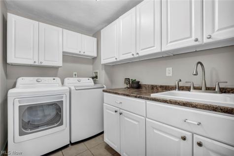 941 Woodstock Road Eastlake OH 44095