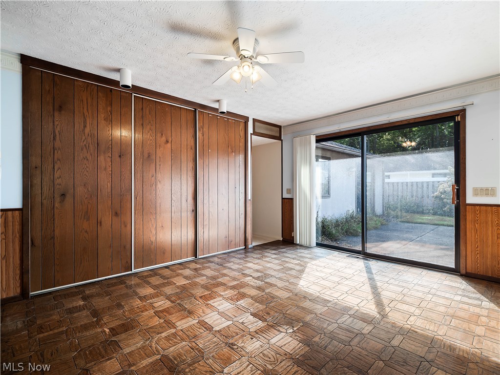5153 N Barton Road North Ridgeville OH 44039