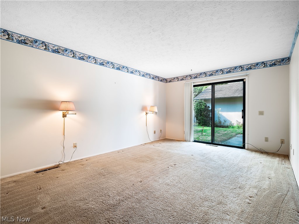 5153 N Barton Road North Ridgeville OH 44039