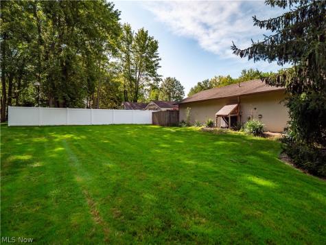 5153 N Barton Road North Ridgeville OH 44039