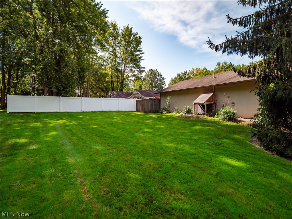 5153 N Barton Road North Ridgeville OH 44039