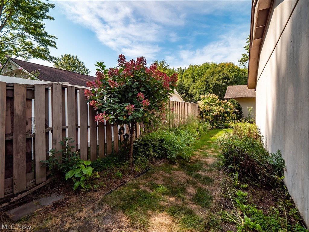 5153 N Barton Road North Ridgeville OH 44039