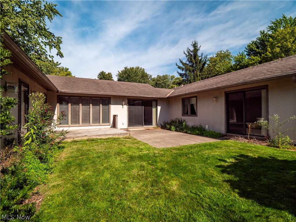 5153 N Barton Road North Ridgeville OH 44039