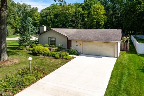 5153 N Barton Road North Ridgeville OH 44039