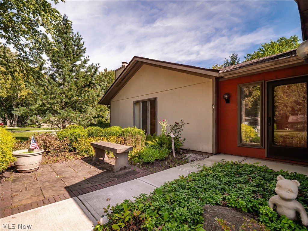 5153 N Barton Road North Ridgeville OH 44039