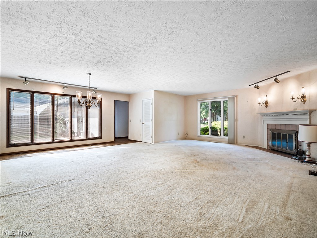 5153 N Barton Road North Ridgeville OH 44039