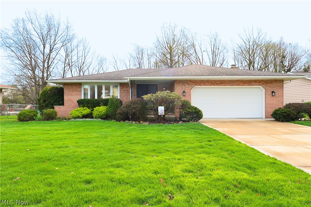 6663 Donna Rae Drive Seven Hills OH 44131