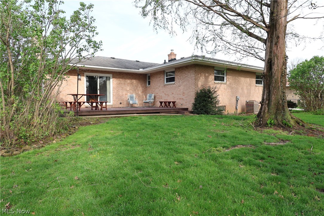 6663 Donna Rae Drive Seven Hills OH 44131