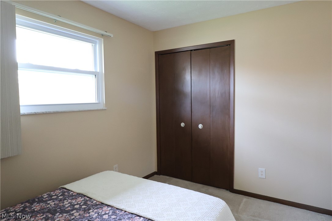 6663 Donna Rae Drive Seven Hills OH 44131